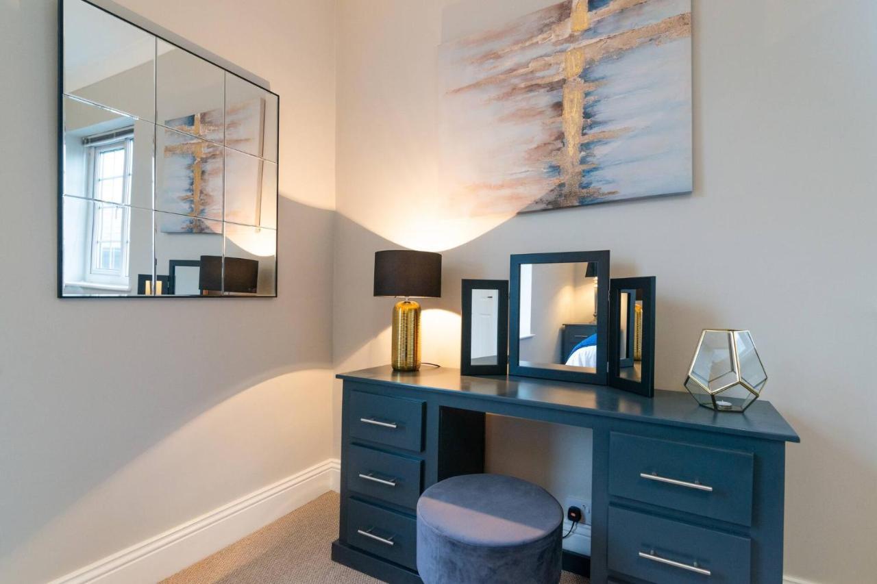 Modern Living 2 Bedroom Apartment South Wilmslow Exterior photo