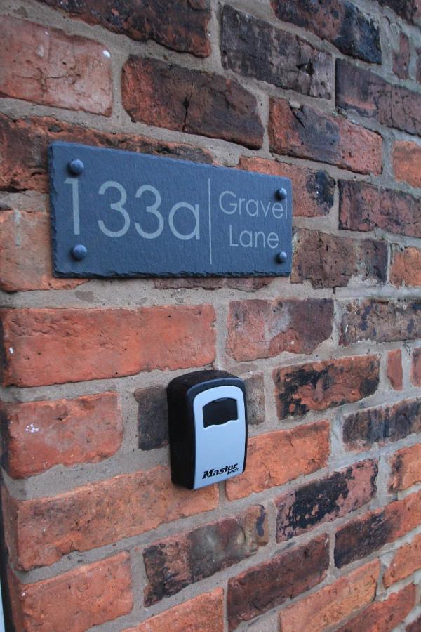 Modern Living 2 Bedroom Apartment South Wilmslow Exterior photo